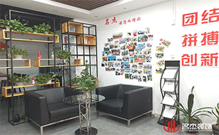 18LUCK官网照片墙文化