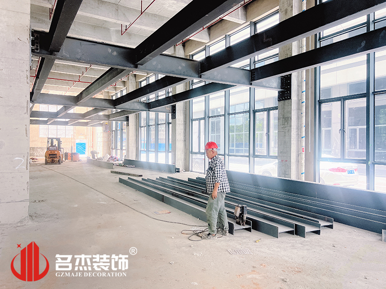 20260707151151_792 钢结构搭建中